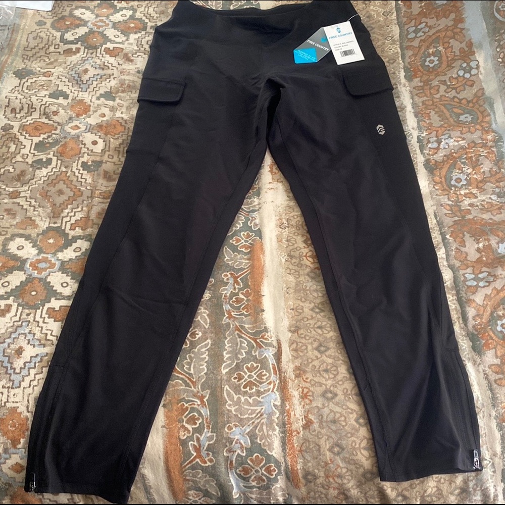 “Free Country” Adventurous Hybrid Pant
